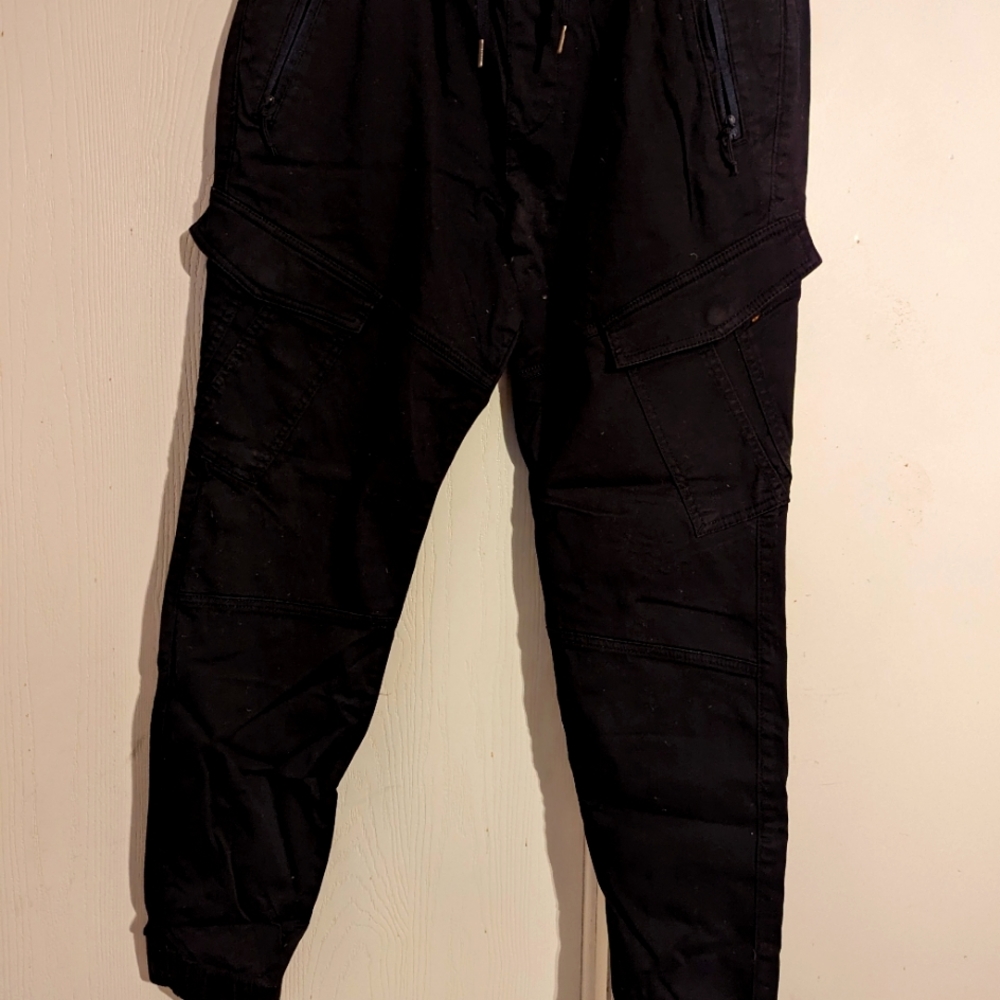 Men's Hollister Relaxed Fit Large Black.